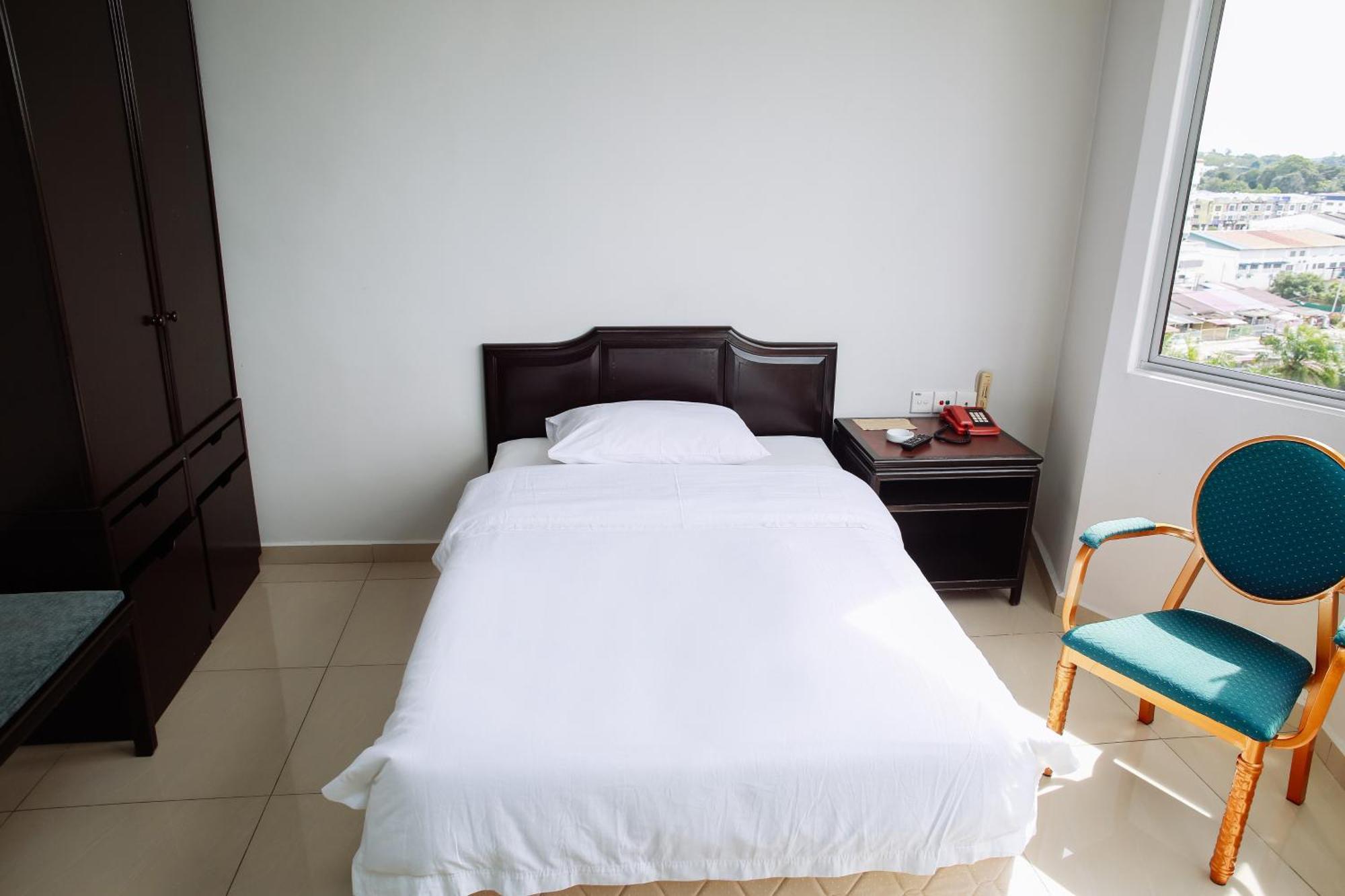 Hotel Green Park Temerloh Habitación foto